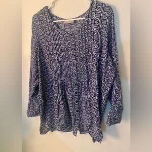 Avenue Navy Blue Patterned Women's Top 22/24 Roll Tab Sleeves 💯 Rayon EUC